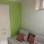 Kert Kapcsolatos Lakás Privát Parkolóval *