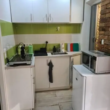 Kert Kapcsolatos Lakas Privat Parkoloval Apartment *