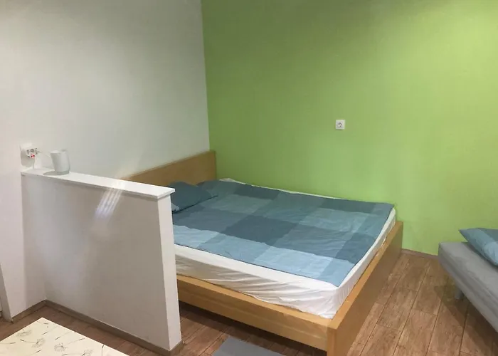 Kert Kapcsolatos Lakas Privat Parkoloval Apartament